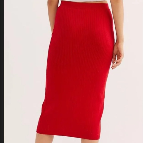 Free People Women's Red Skyline Midi Ribbed Sweater Skirt, size XS - Picture 2 of 9